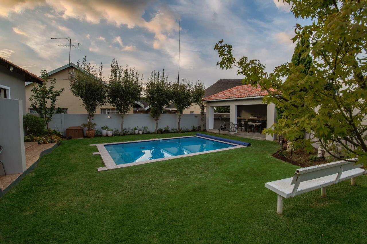 Angelica Guest House Boksburg Dış mekan fotoğraf